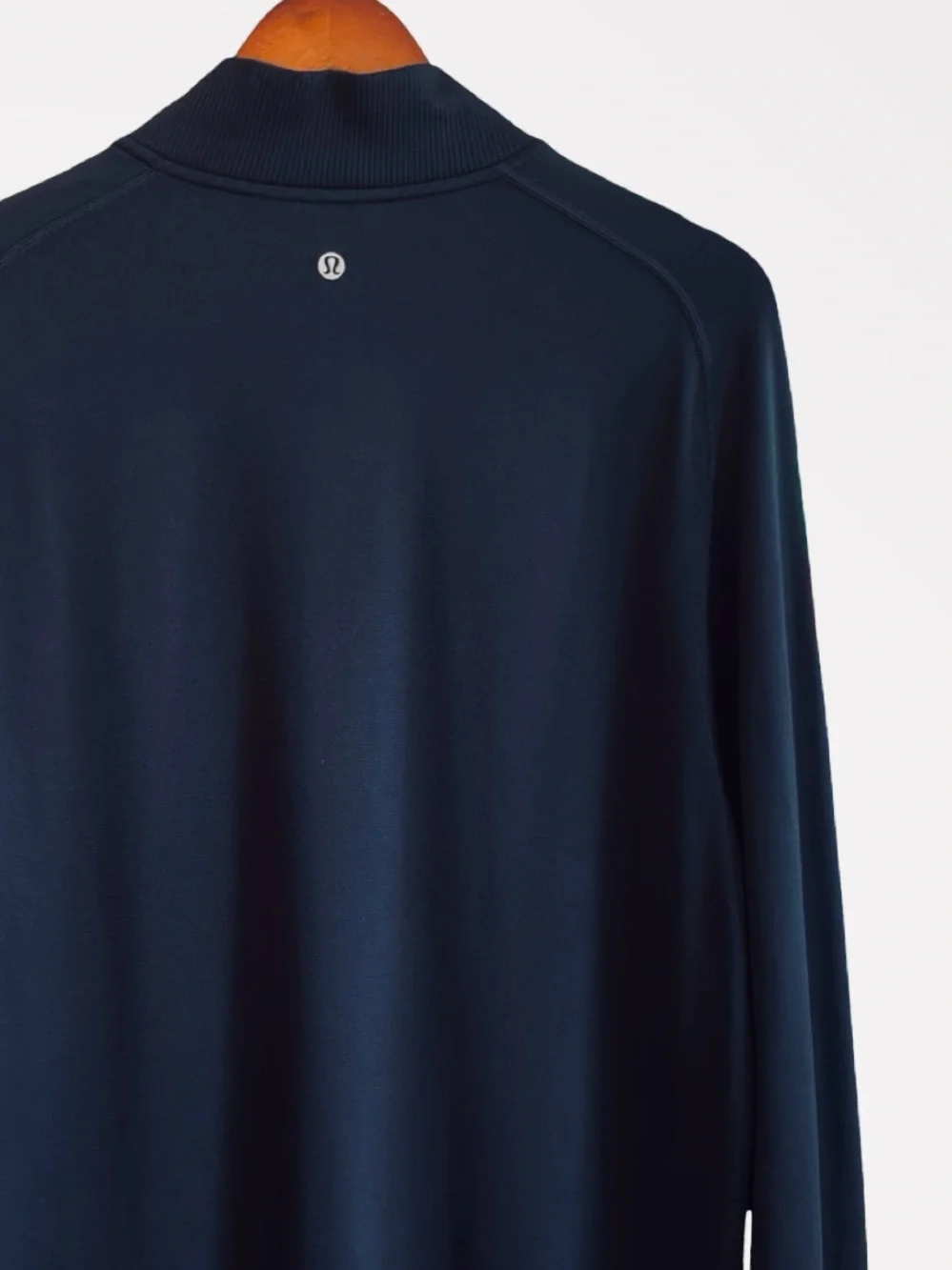 lululemon Men's Navy Blue Metal Vent Tech 1/2 Zip 2.0 Pullover Sweatshirt - XL
